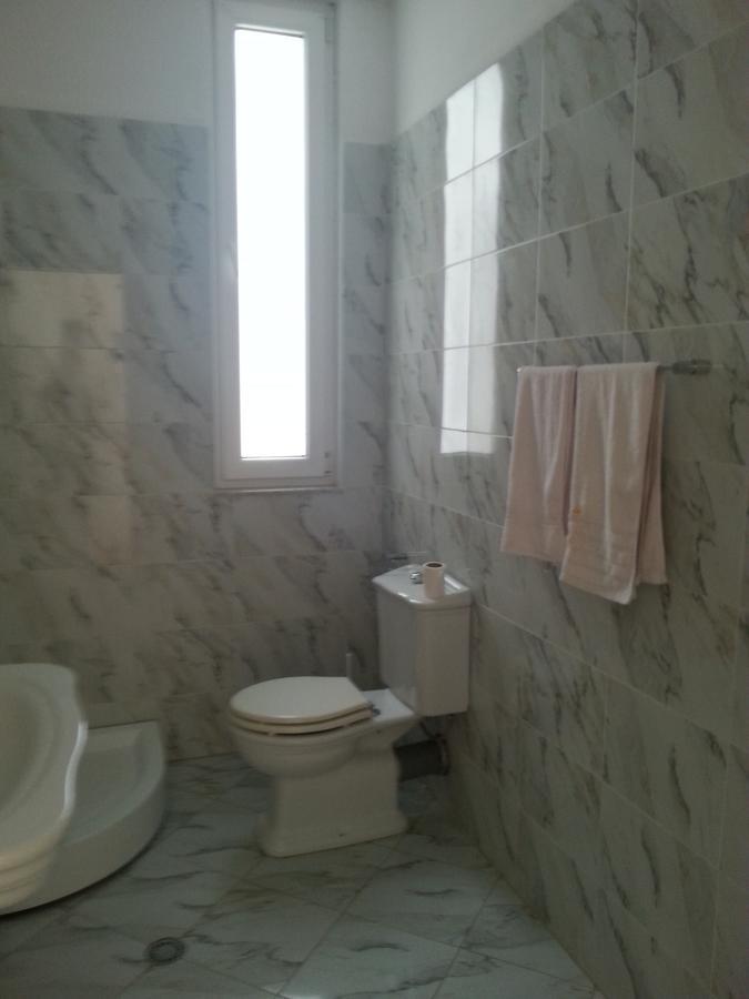 Roza Shengjin Apartment Hotell